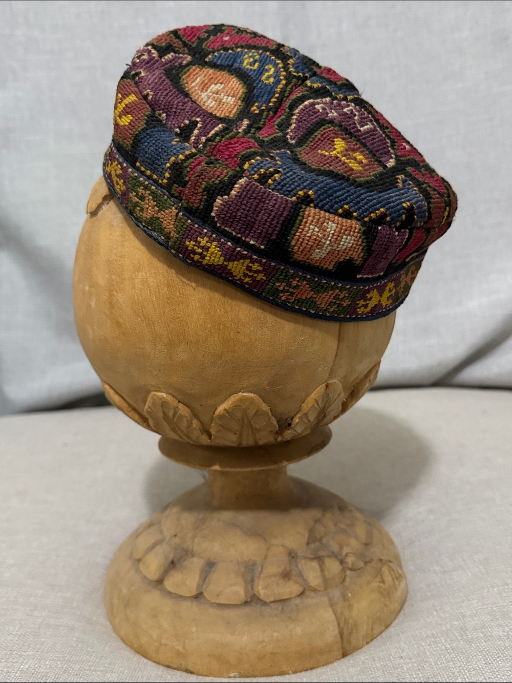 Vintage Uzbek Embroidered/Lined Unisex Skull Cap-Asia-Brightly Colored-EUC - Picture 1 of 9